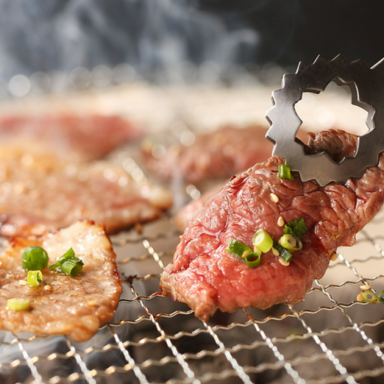 高崎站附近的炭烤內臟風!提供從價格實惠的內臟到A5級肉等多種肉類。