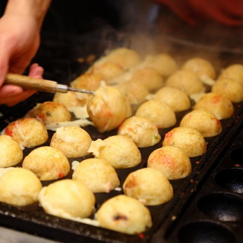 こだわりのふわとろ食感！熱々たこ焼き