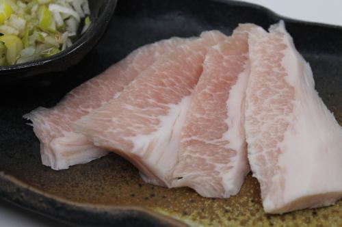 Green onion salt pork fatty tuna