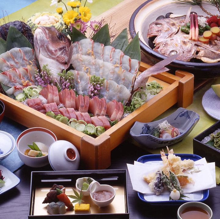 明石の新鮮な魚やお肉を使ったお料理をお楽しみください♪