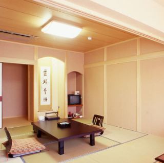 お部屋でお食事ができますので、お子様連れでも安心です♪
