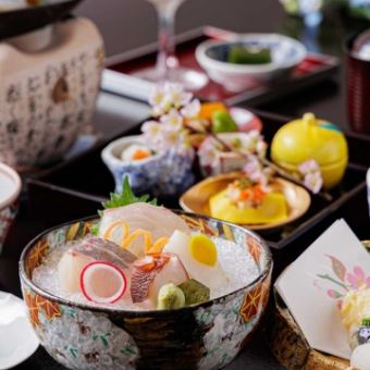 ≪ 도미 참나무 들어가는 계절 회석(오쿠라 오오쿠라)≫아카시 명물 “도미 탕