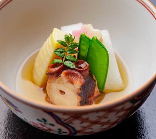 用明石新鲜食材烹制的菜肴♪