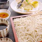 Weekday only! Vegetable tempura and soba noodles