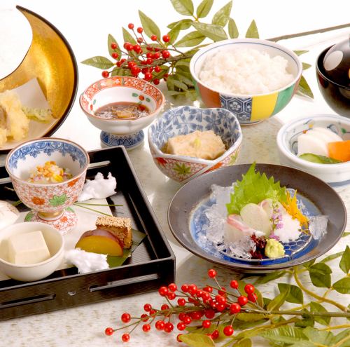 Weekdays only !! Recommended kaiseki meal for lunch chef