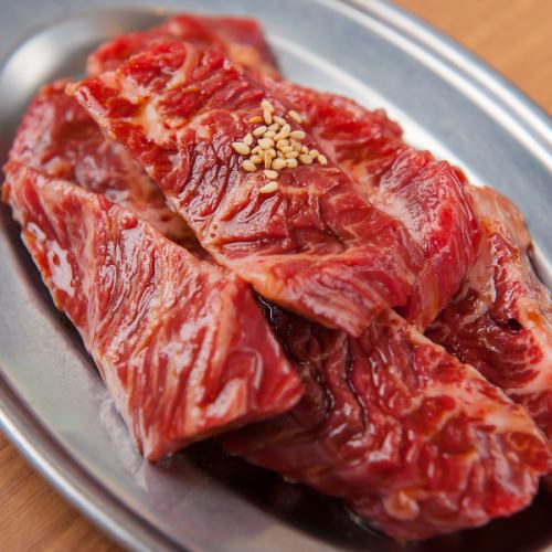 我们以优惠的价格提供美味的肉！