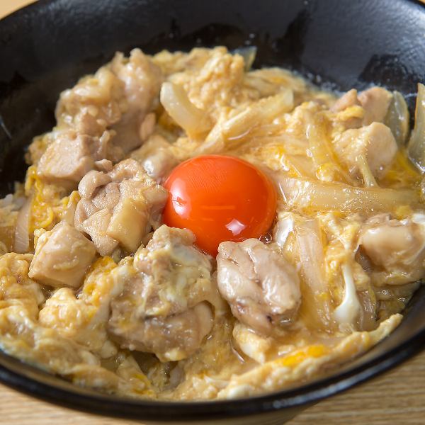 【おなか一杯になりたいときは、】親子丼＜税込850円＞