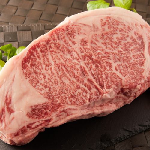 Enjoy the exquisite quality of Kagoshima's "Black Beef" meat.