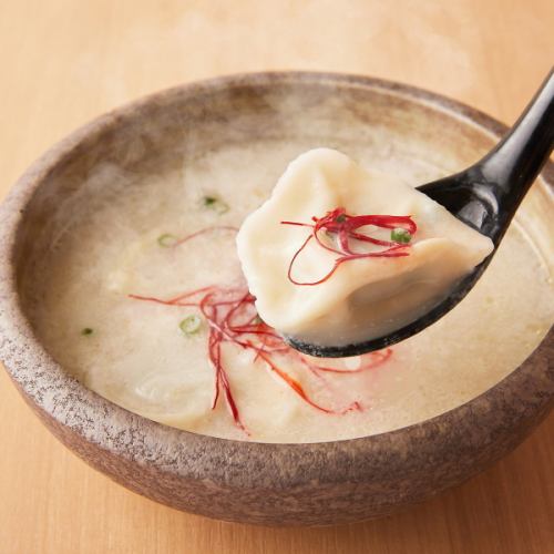 炊き餃子、熱々。
