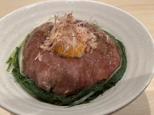 和牛サーロインのすき焼き風炙り丼