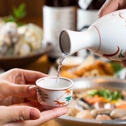 享受廣島的特產美食！可以品嚐到各種牡蠣料理和特產酒的餐廳。