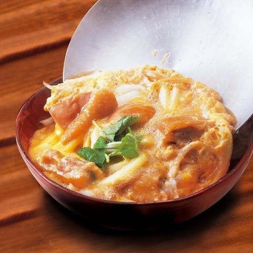 奥久慈卵の親子丼 <味噌汁・漬物付き>