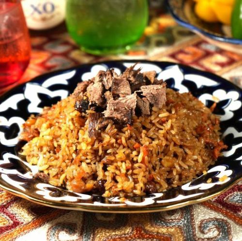 現地のシェフが腕をふるい仕上げます。