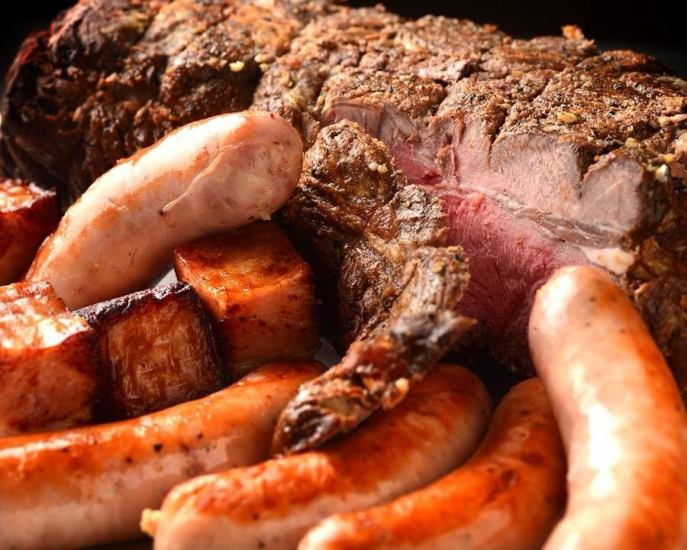 All-you-can-eat and all-you-can-drink beer hall with popular aged meat and churrasco