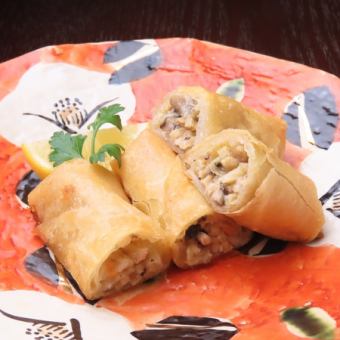 Seasonal Chinese cabbage spring rolls