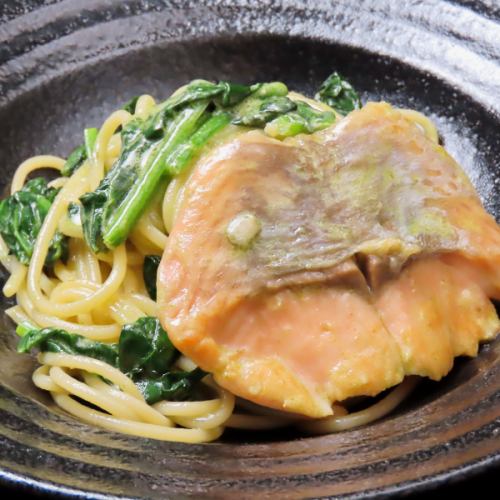 烟熏三文鱼奶油意面