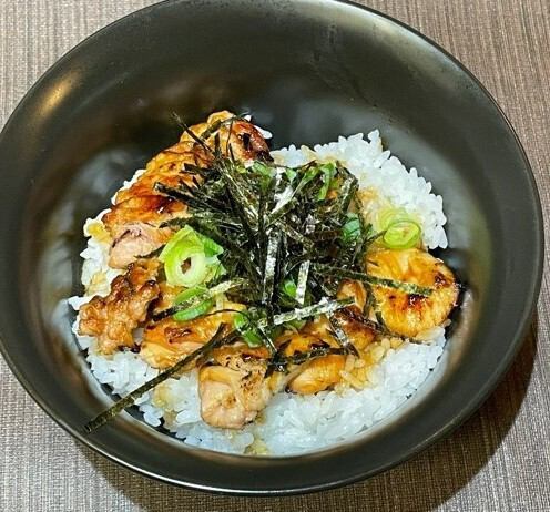 呼々家の焼きとり丼