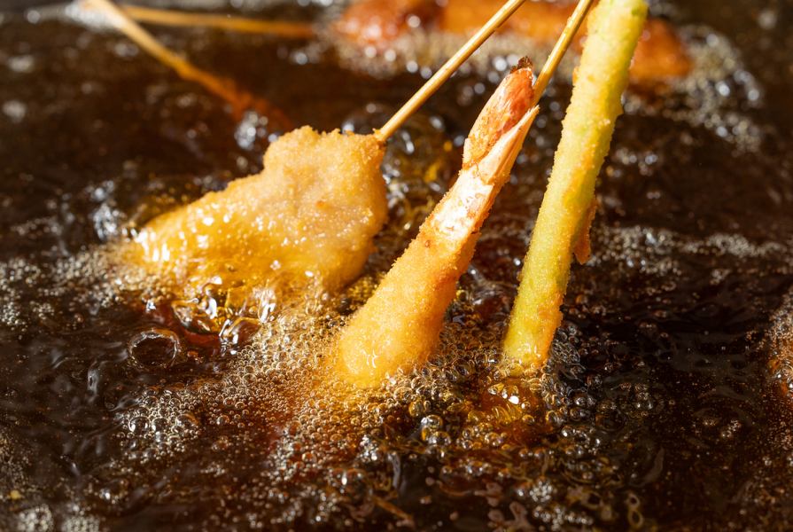 焼き鳥も自慢ですが、串揚げも絶品です!素材にこだわった産地直送の串揚げは天下一品です!