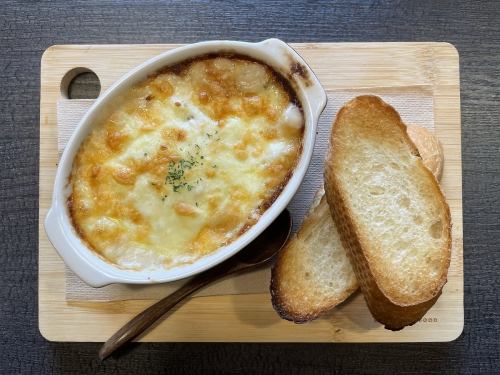 Mini chicken gratin (with baguette)