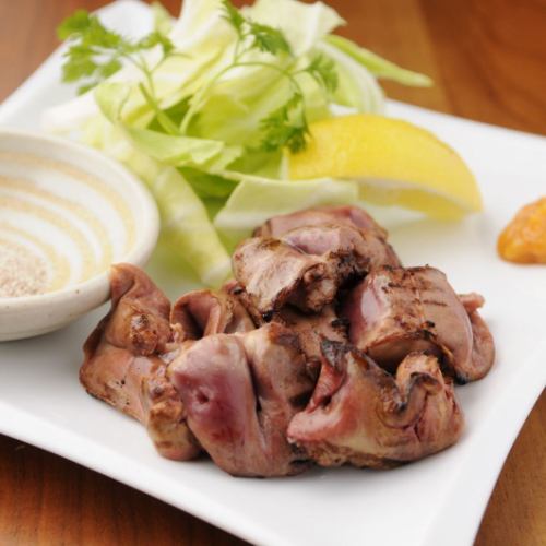 Exquisite white liver grilled with salt