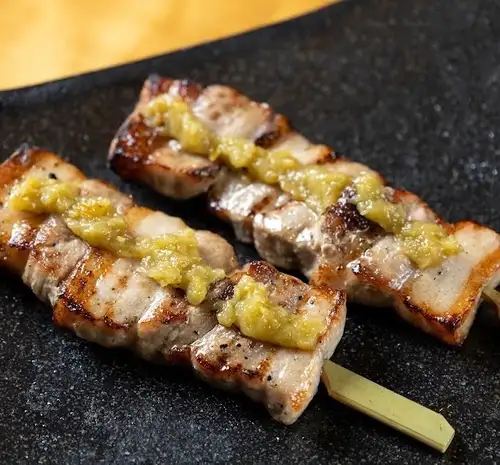 Yuzu pepper pork belly skewers (2 skewers)