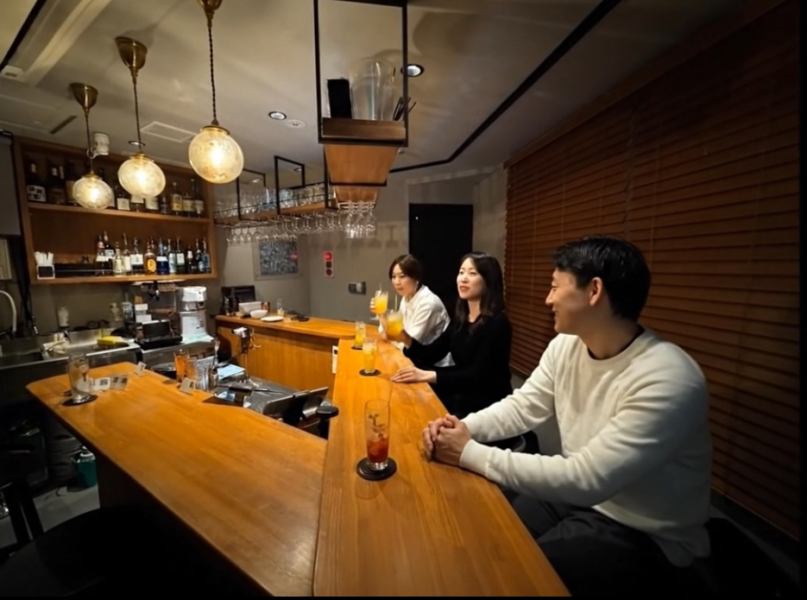 【超值暢飲套餐】多種酒精飲品,包括啤酒、雞尾酒、酸味酒等。 ◎當日暢飲