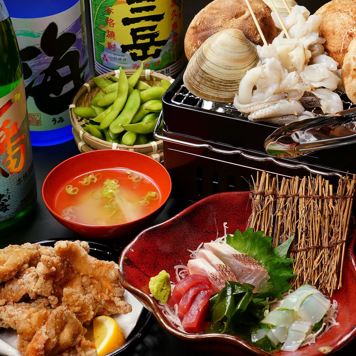 The value course with fresh sashimi and hamayaki starts at 3,000 yen and includes an all-you-can-drink!