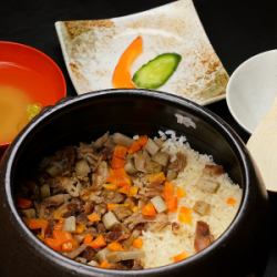 地鶏釜飯 2人前