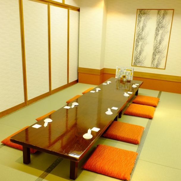 Private room wrapped in gentle lighting and calming atmosphere is very popular for date and entertainment.Because you can enjoy your meal slowly without being disturbed by anyone, you can use it widely from young people to adults.