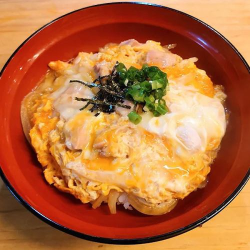 半熟とろとろ親子丼/とり唐ネギマヨ丼/豚スタミナ丼　各