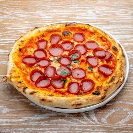 サラミたっぷりミラノ風