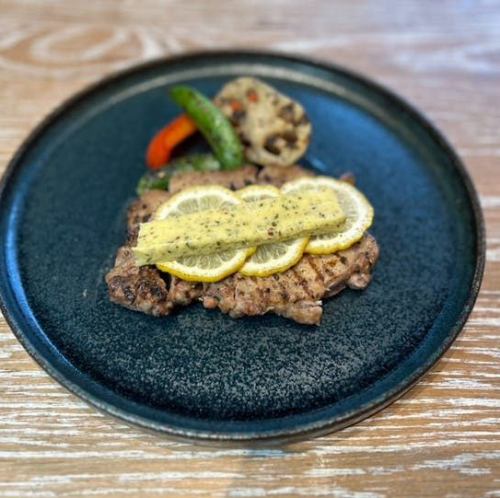 えびすもち豚ロース　レモンガーリックバター