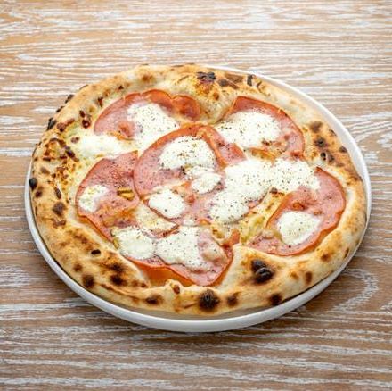 モルタデッラとマスカルポーネボローニャ風