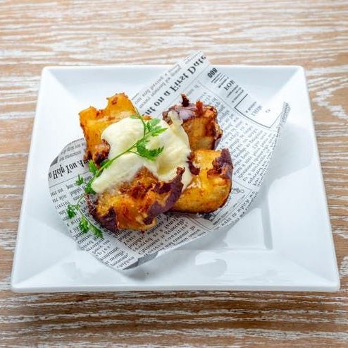 マスカルポーネとはちみつで食べる生さつまいものフリット