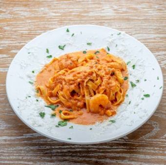 番茄奶油醬蝦蟹