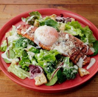 厚切培根凱薩沙拉