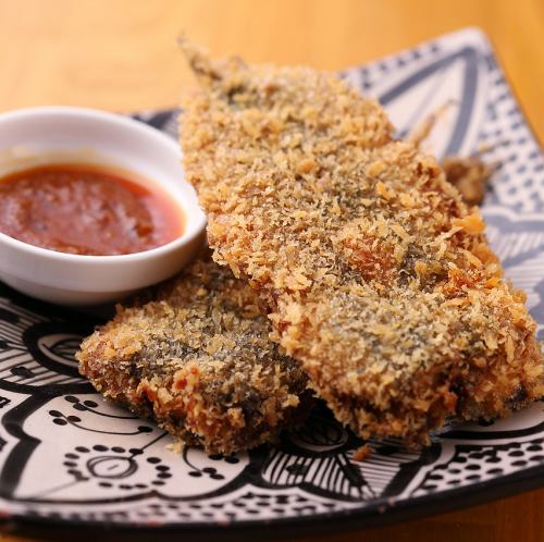 イワシのスパイスパン粉焼き