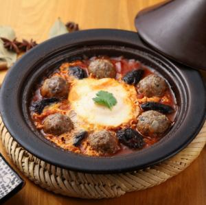 *ミートボールとプルーンのタジン*