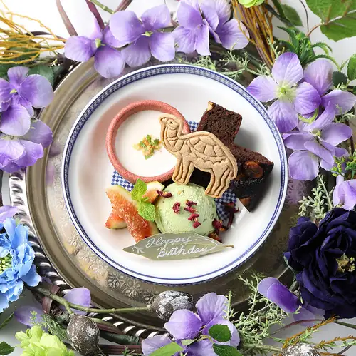 *Celebratory dessert plate*