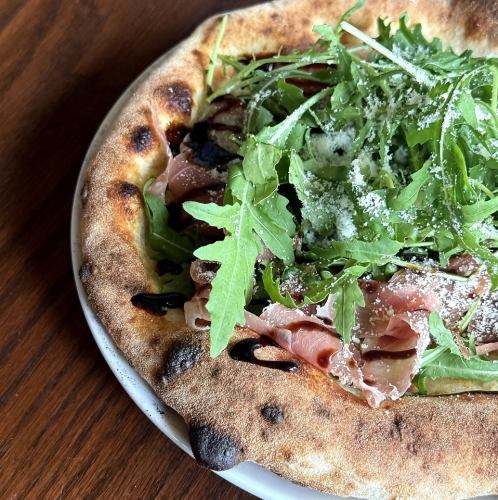 窯焼き熟成ピッツァ