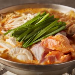 Spicy chige hotpot with plenty of seafood