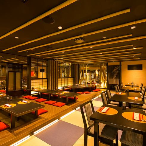 You can enjoy your meal in a relaxing Japanese atmosphere while looking out at the garden.