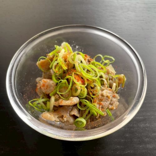 淡路牛すじ湯引き