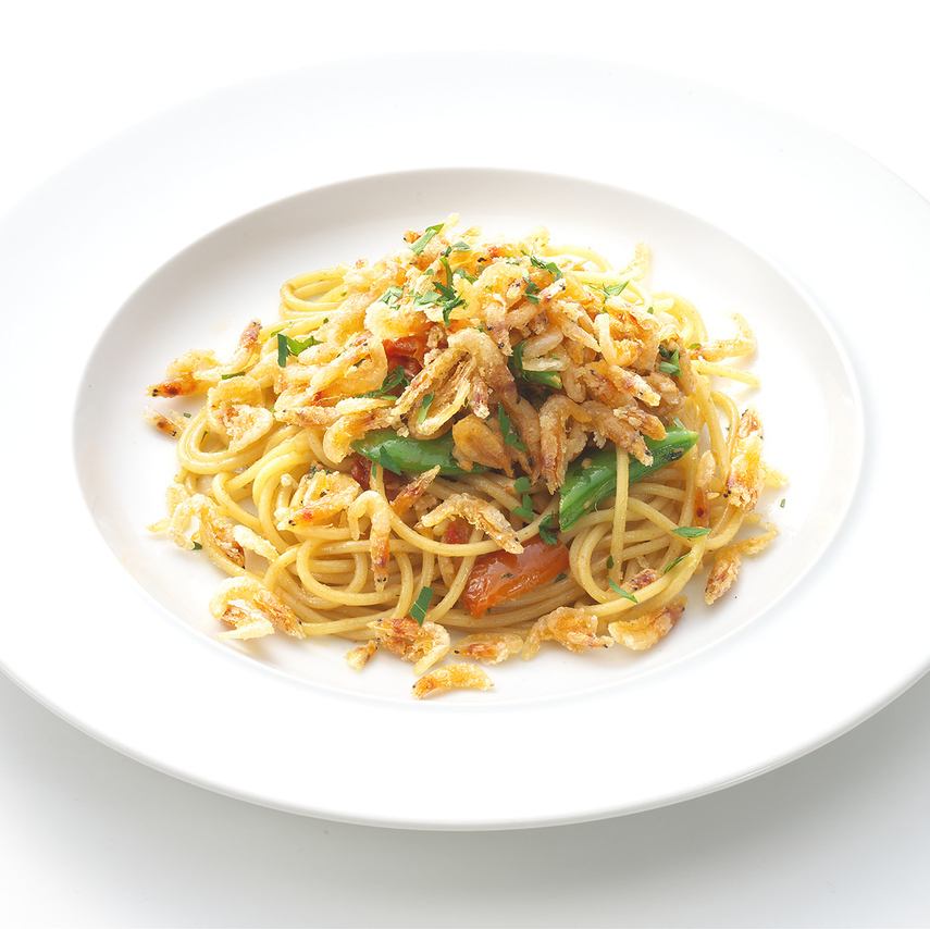 桜エビと春野菜のアーリオオーリオ