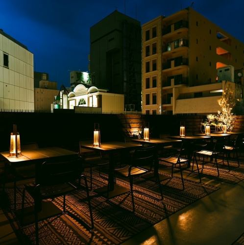 屋上テラス席もございます