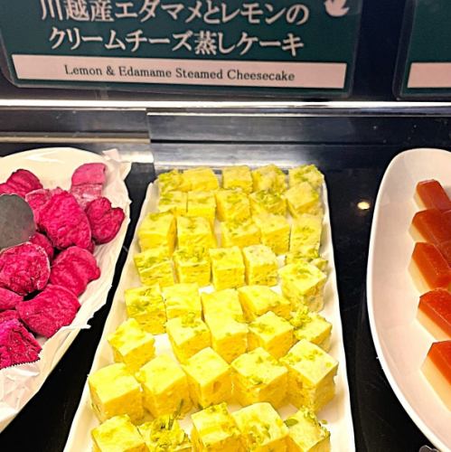 Steamed cake with Kawagoe edamame and lemon cream cheese