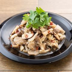 埼玉県産キノコたっぷりのエスニック炒め