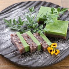 川越産ホウレン草と十勝小豆の豆乳羹