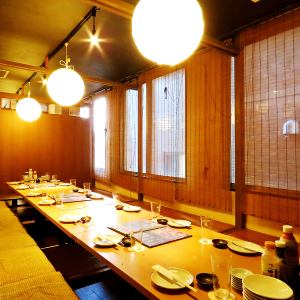 Recommended for groups such as class reunions! Enjoy your meal in a spacious space.We can accommodate 16 to 24 people.