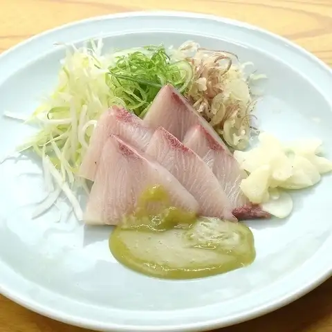 Yellowtail with Tosa-style miso dressing (namero style)